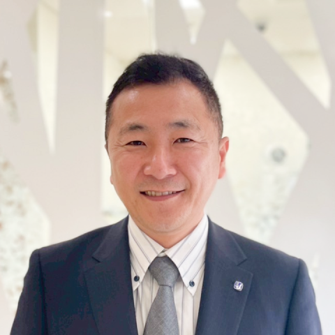 人物画像：担当課長 天良 様